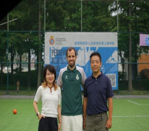雨燕直播皇家西班牙人足球俱乐部通过其上海足球学院深化国际布局